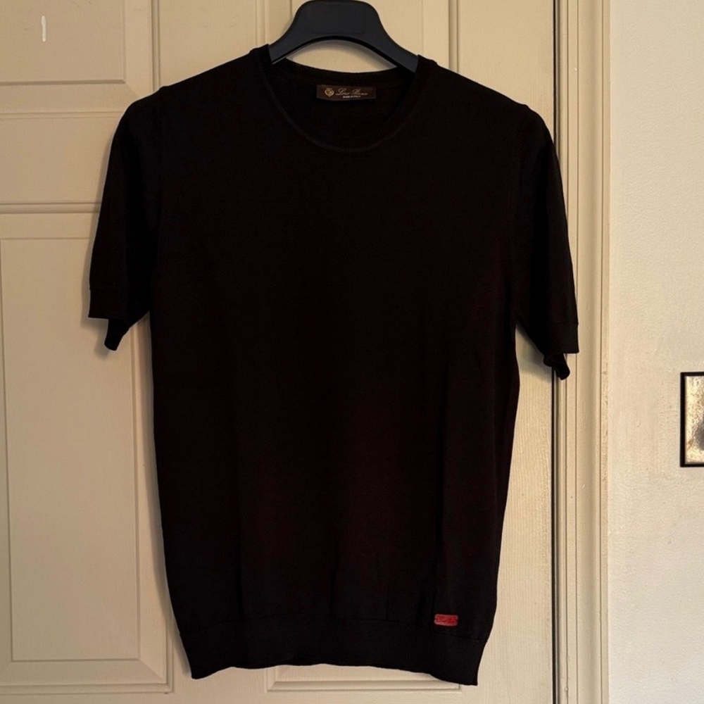 Loro Pirana Black Short Sleeve Sweater